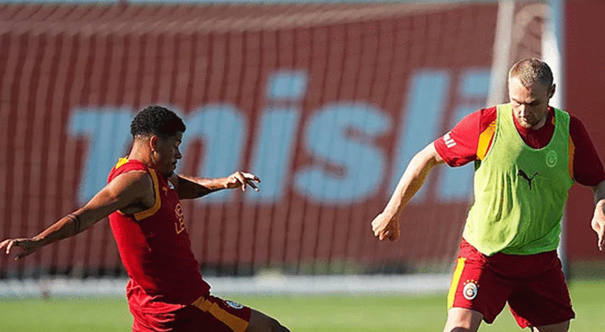 Galatasaray, yeni sezon hazırlıklarına devam etti Osimhen de idmanda yer aldı