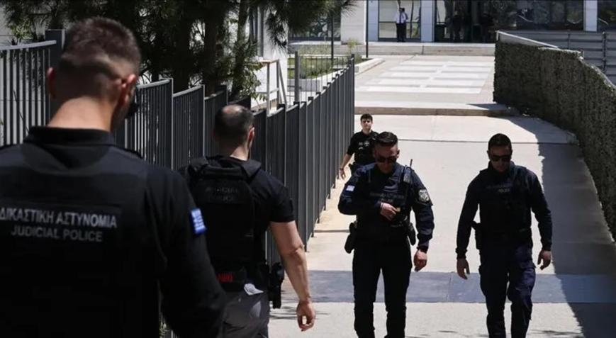 Yunanistanda infial Polis kurşunuyla vurulan otizmli genç yaşamını yitirdi