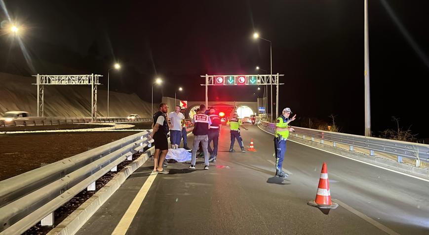 Bariyere çarpan motosikletin sürücüsü hayatını kaybetti
