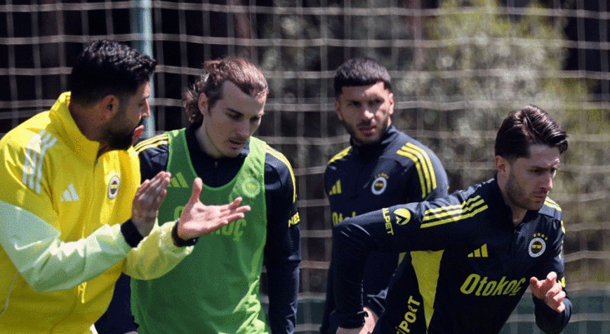 Beşiktaş, Fenerbahçenin yıldızını istiyor Son kararı İsmail Kartal verecek