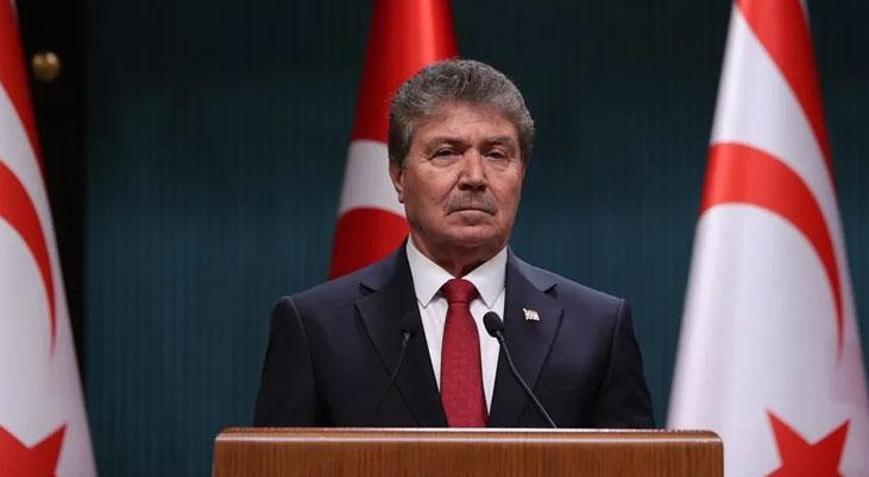 KKTC Başbakanı Üstelden GKRYye dikkat çeken çıkış: Susuz kalırsanız size de su veririz