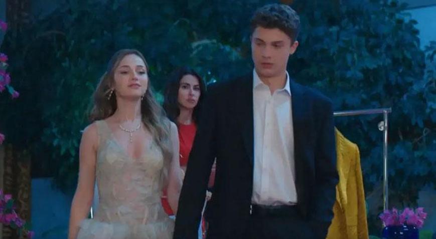 ‘Daha 17’de ‘Toz Pembe’ aşk oyunu