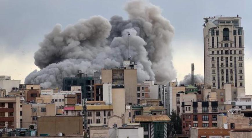 İranda şiddetli patlama sesleri 5 farklı noktadan duyuldu