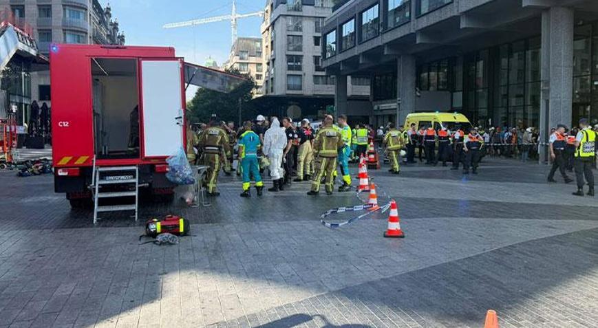 Belçikada belediye binası alelere teslim oldu 2 ölü, 4 kayıp