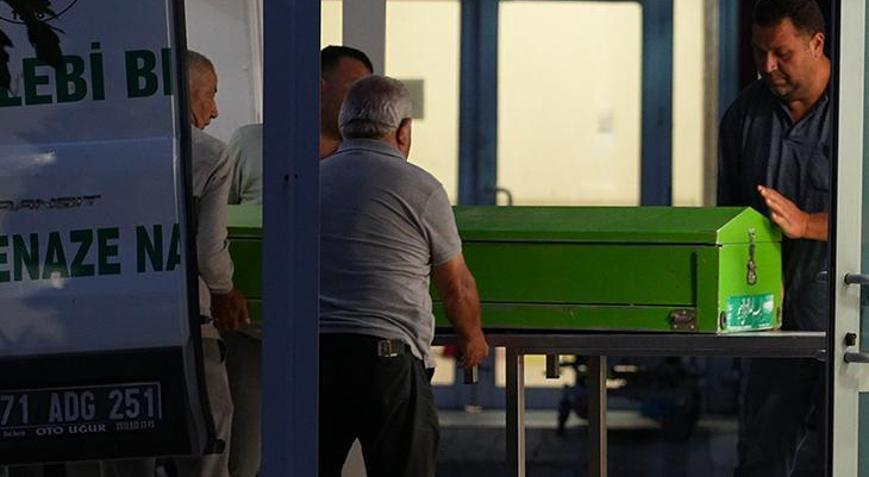 Kırıkkalede kan donduran vahşet Babasını öldürüp parçalara ayırdı