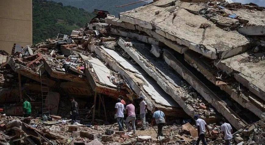 Venezueladaki depremlerde hayatını kaybedenlerin sayısı 4 bin 734e çıktı