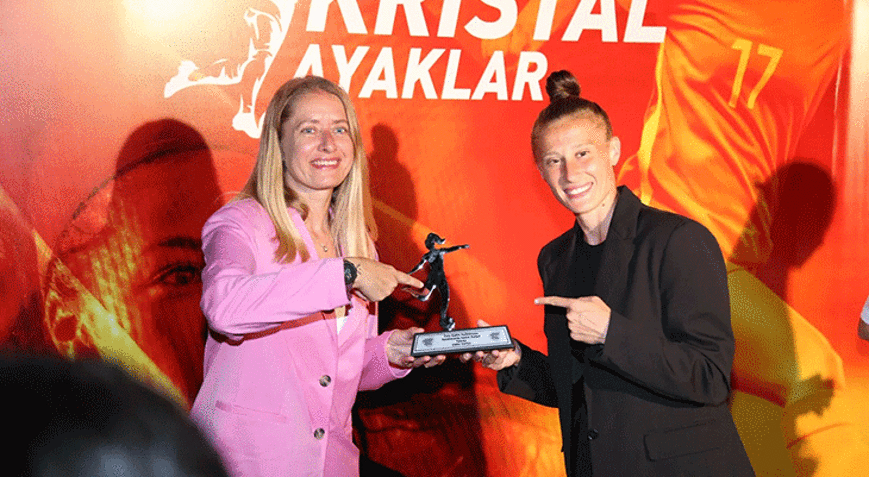 Kristal Ayaklar Ödülleri için oylama başladı