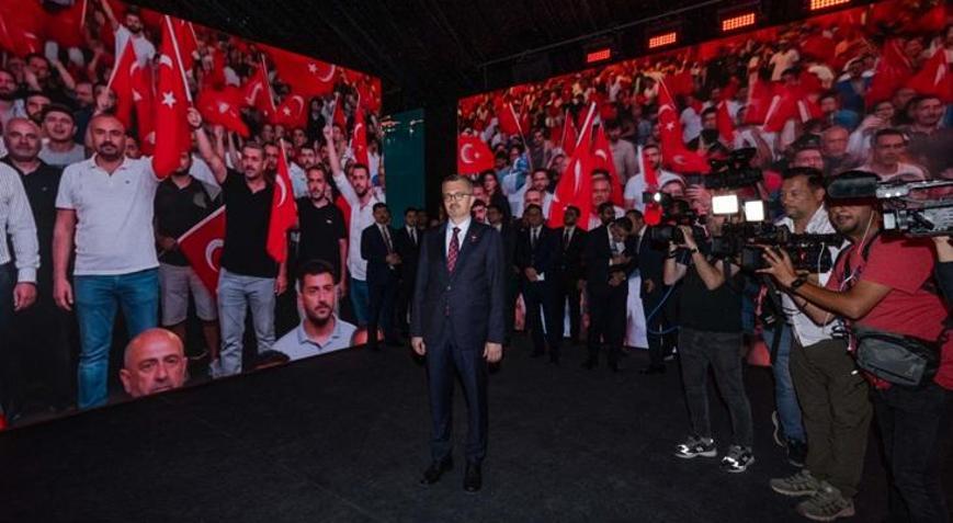 İletişim Başkanı Duran, ‘İrade Bizim, Zafer Bizim’ Dijital Zaman Tünelini ziyaret etti: O geceyi tekrar yaşadık
