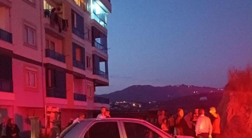 Alanyada otomobil ile kamyonet çarpıştı: 2 yaralı