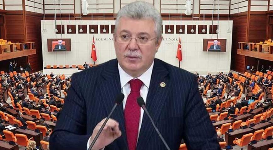 AK Partili Akbaşoğlu: FETÖyle mücadeleyi hukuk zemininde tehlike tamamen geçene kadar sabırla sürdüreceğiz