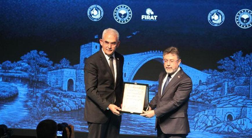 Bakan Yumaklı: Fırat Havzası Rehabilitasyon Projesi 6 ilde 2031 yılına kadar sürecek