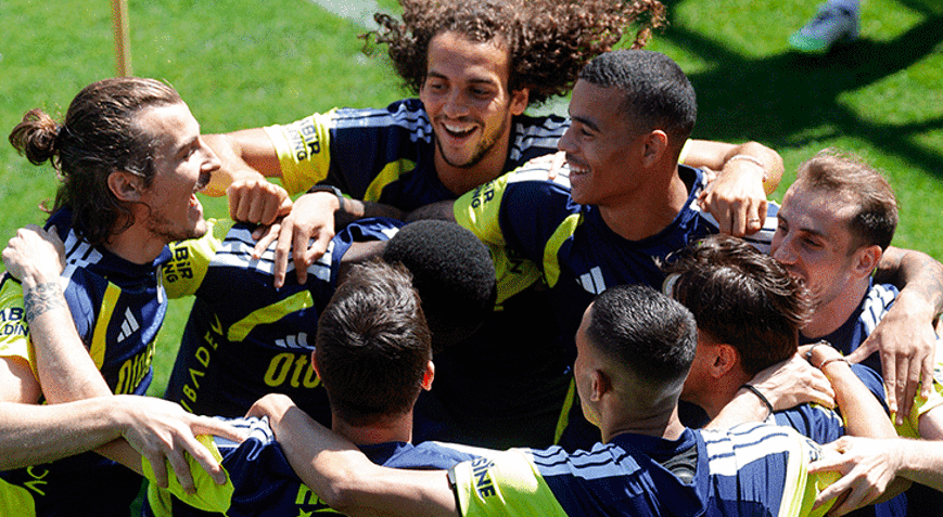 Fenerbahçenin yeni transferi Mason Greenwood ilk antrenmanına çıktı