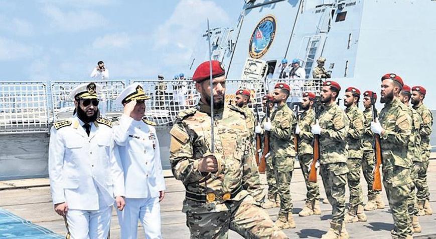 Hem denizden hem havadan Doğu Akdeniz’de ‘beyaz mesaj’