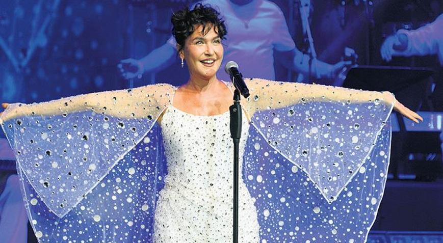 ‘Sam’ların düeti Harbiye’yi inletti