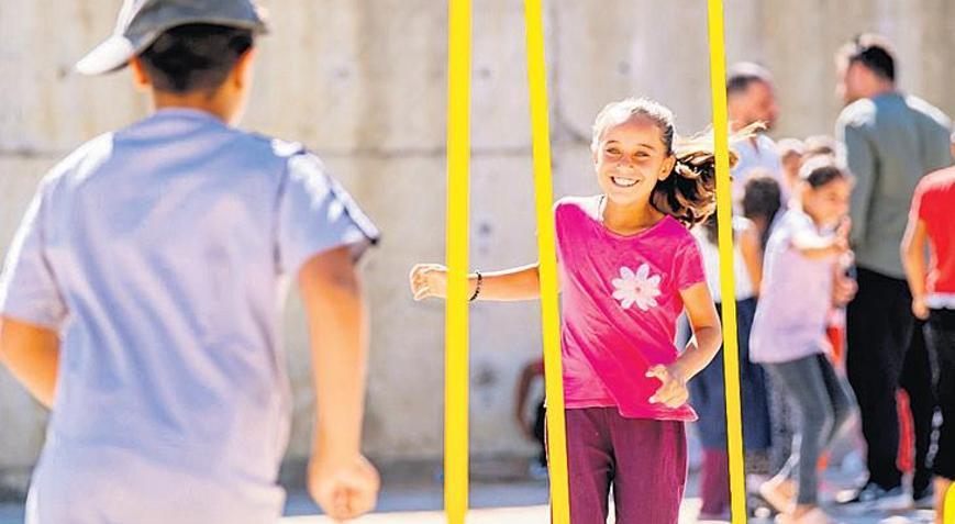 Tarlanın umudu ateşböceği