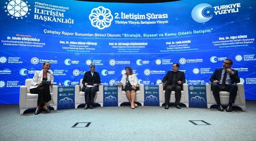 2. İletişim Şurası sürüyor Uzmanlardan yeni dönem için tespit: Veri, modern petroldür