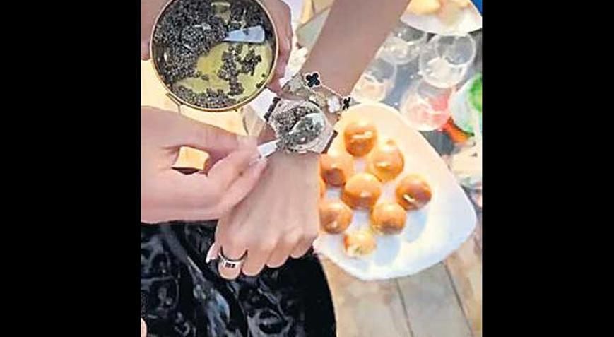 Yalıkavak’ta görgüsüzlük ‘Rolex’ üzerine havyar döküp yediler