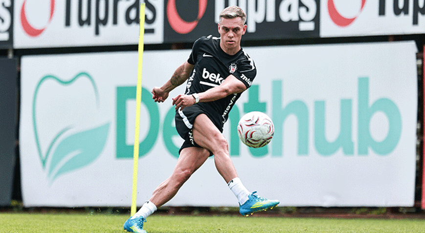 Beşiktaşta Leandro Trossard ilk antrenmanına çıktı