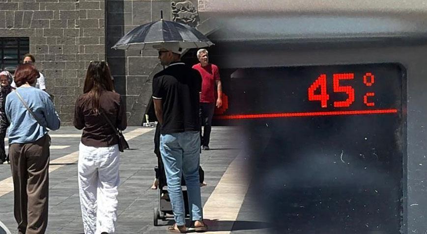 Bir kent alev alev Termometreler 45 dereceyi gösterdi