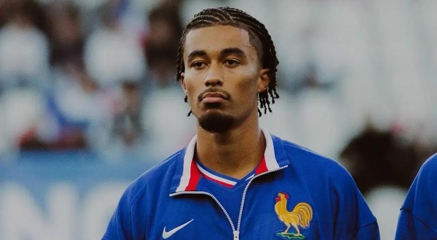Galatasarayda Nathan Zeze transferine menajer engeli