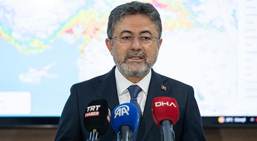 Bakan Yumaklıdan şiddetli rüzgar uyarısı: Kesinlikle ateş yakmayalım