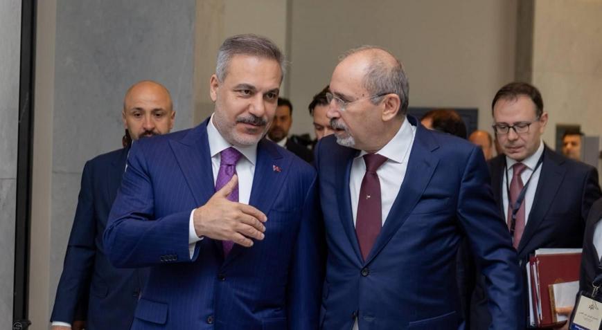 Dışişleri Bakanı Hakan Fidan, Ürdün Dışişleri Bakanı Safediyle görüştü