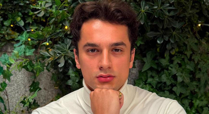 Emir Sarıhan, ‘Daha 17’ kadrosunda