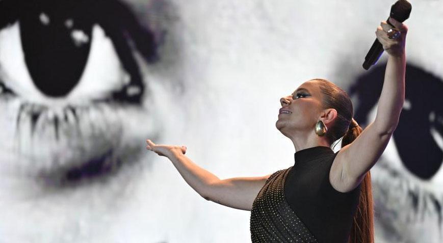 Nevşehir Kültür Yolu Festivalinde Merve Özbey rüzgarı