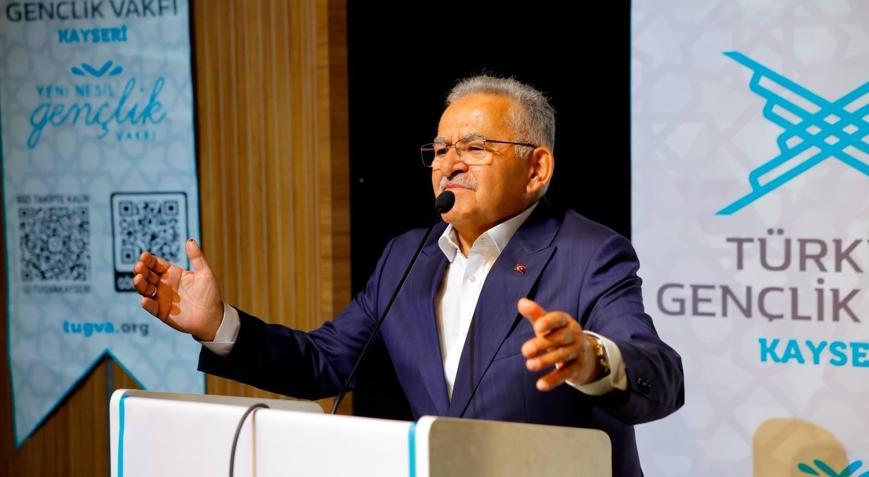Başkan Büyükkılıç, yaz okulu kapanış programına katıldı