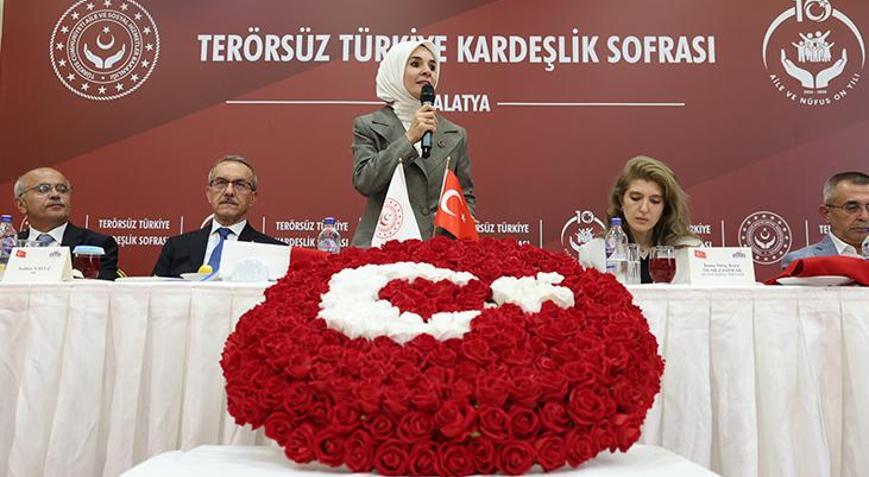 Bakan Göktaş, Malatyada konuştu Terörsüz Türkiye, güçlü Türkiyenin teminatı olması için var