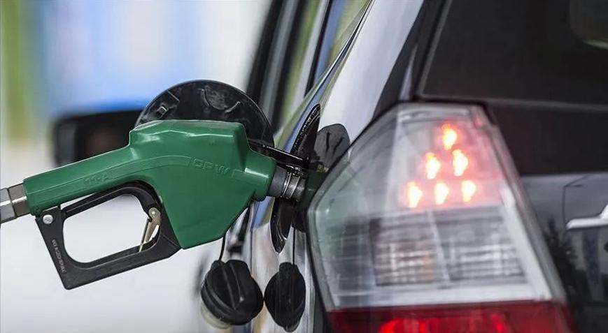 Motorine 9 liralık indirim ÖTV kararı pompaya yansıdı