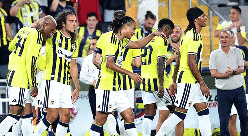 Fenerbahçenin kamp kadrosu belli 11 isim listede yer almadı