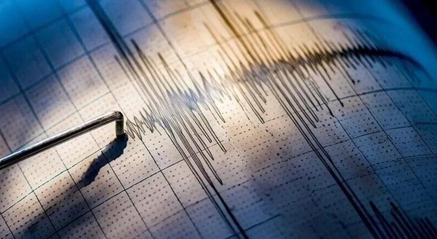 Son dakika... Endonezyada 7,7 büyüklüğünde deprem Tsunami uyarısı yapıldı