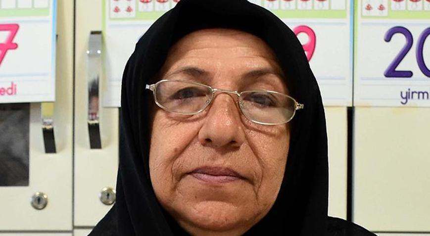 Otobüs durağında sorduğu soruya aldığı cevap, hayatını değiştirdi: O zamanlar ayıptı Otobüs durağında sorduğu soruya aldığı cevap, hayatını değiştirdi: O zamanlar ayıptı