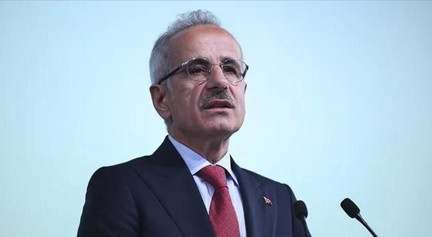 Bakan Uraloğlu, Çamlıhemşin Tünelli Geçişinin 17 Ağustosta hizmete açılacağını bildirdi