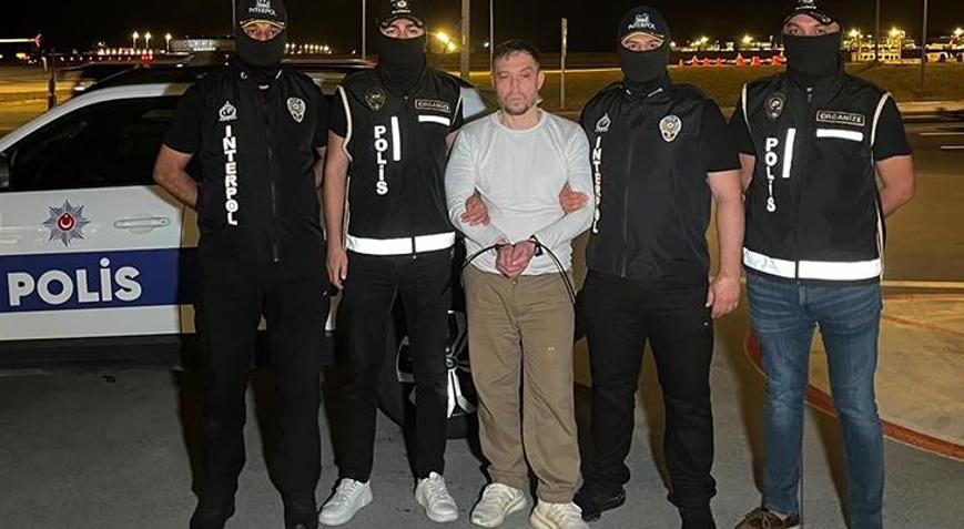 Türkiyeye getirilen suç örgütü lideri Serkan Kurtuluş tutuklandı