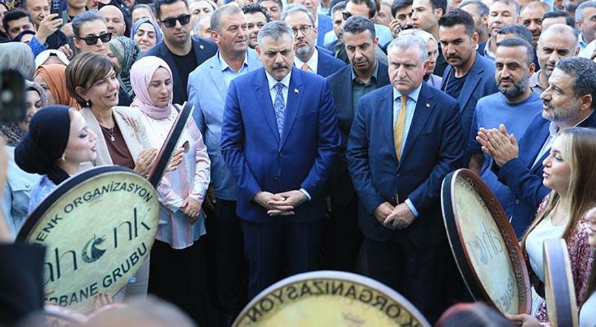Bakan Çiftçi: FETÖcüler ByLock kullanıyordu, Alihan Kuriş suç örgütünün Glooperı var