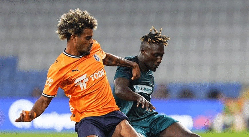 Başakşehir, Kocaelisporu 2 golle geçti Lige galibiyetle başladı