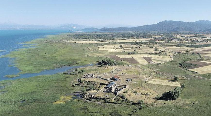Göl kıyısında bir Selçuklu sarayı: Kubadabad