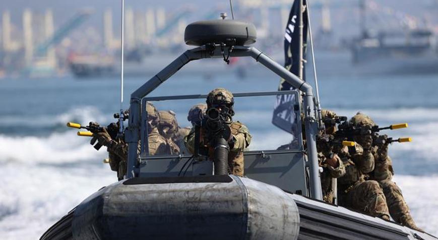 SAT ve SAS komandolarının TEKNOFEST Mavi Vatandaki gösterileri ilgiyle izlendi