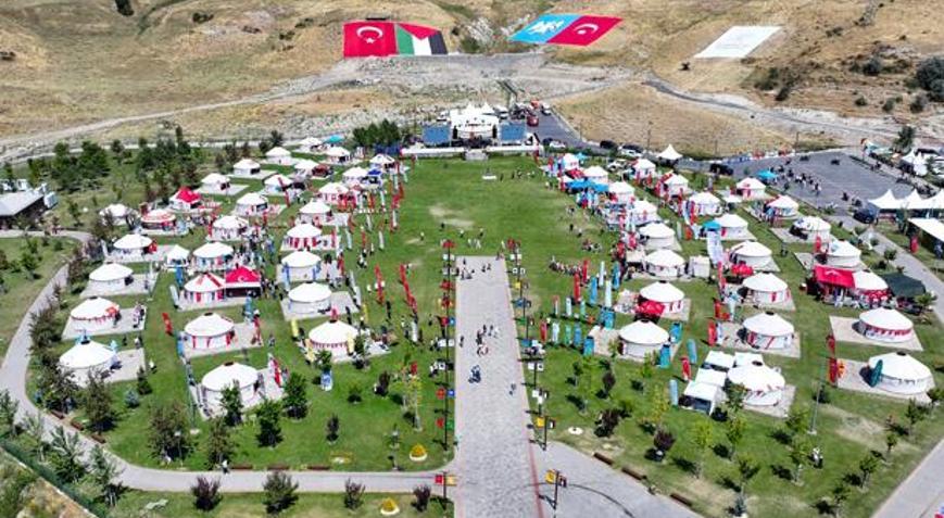 Ahlat’ta Malazgirt coşkusu 32 bin kişi akın etti, ikinci gün heyecan zirvede