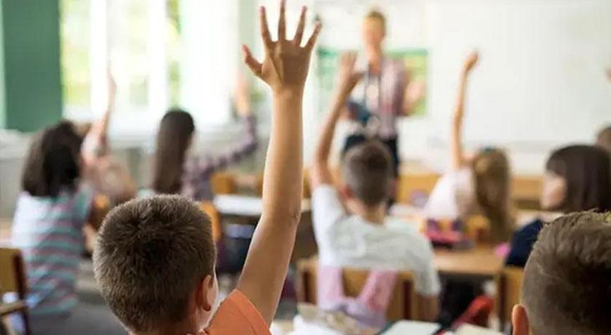 Öğretmenler seminerin ilk haftasını çevrim içi olarak yapacak