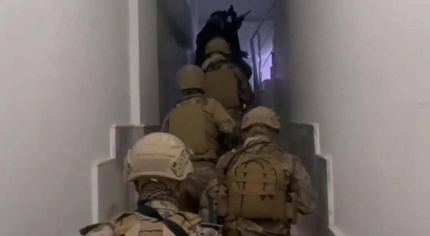 İzmir’de eş zamanlı DEAŞ operasyonu 26 şüpheli gözaltında, 1 kişi aranıyor