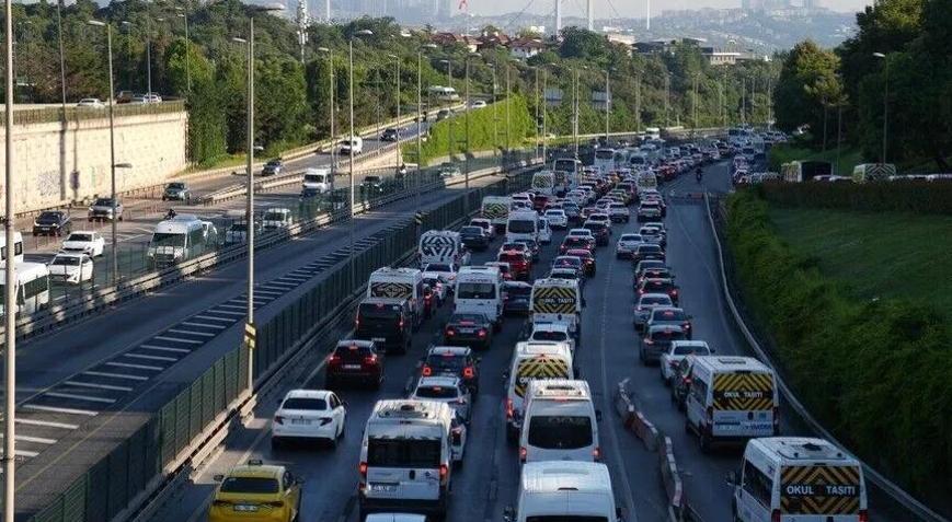 İstanbul’da okullar açılıyor 14 Eylül’de ulaşım ücretsiz: Yeni trafik tedbirleri açıklandı