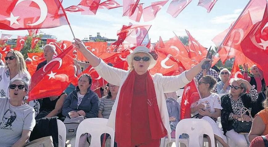İzmir’de 30 Ağustos coşkusu