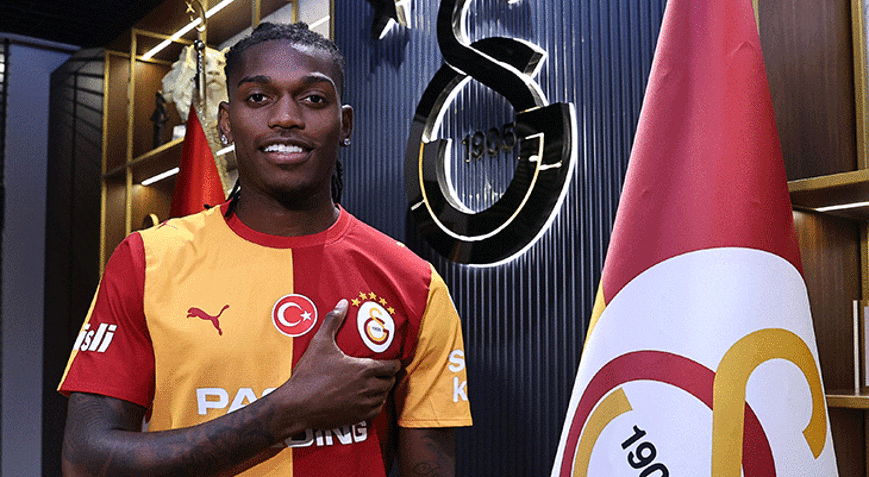 Rafael Leao: Çok heyecanlıyım, çok mutluyum