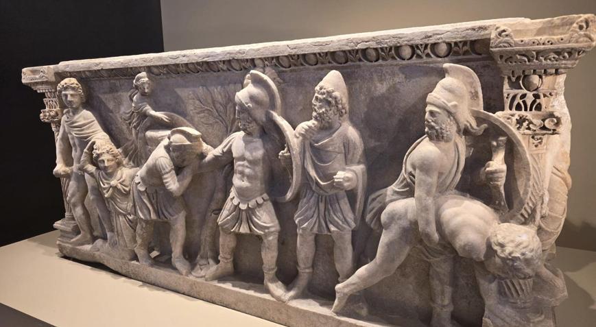 Troya’nın Roma’daki hikayesi milyonları peşinden sürükledi Kolezyum’daki sergi 2 milyonu aştı