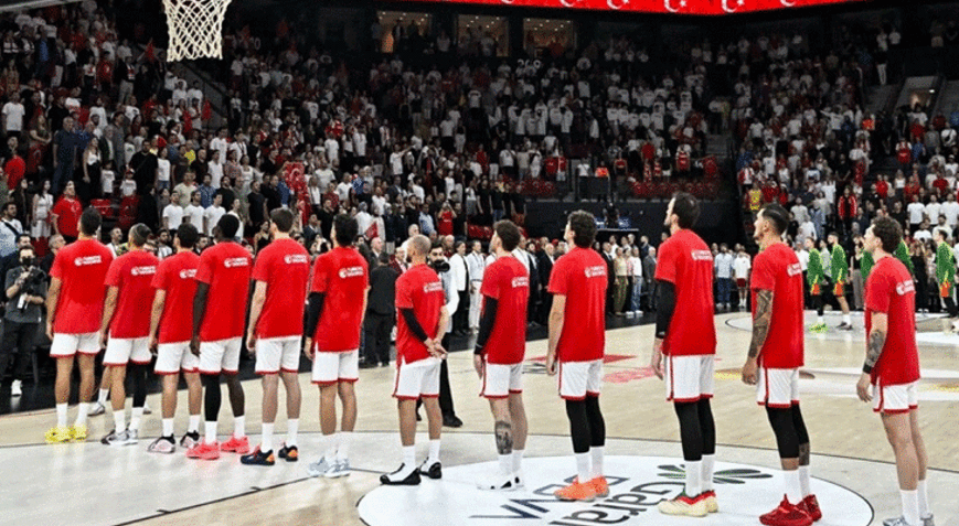 A Milli Erkek Basketbol Takımı, dünya sıralamasında 2 basamak yükseldi