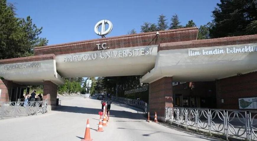 Üniversiteleri yarım kalan milyonlarca öğrenciye af müjdesi