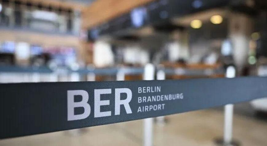 Berlin-Brandenburg Havalimanında tehlikeli madde alarmı Terminal boşaltıldı